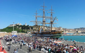 L'Amerigo Vespucci al porto di Ancona